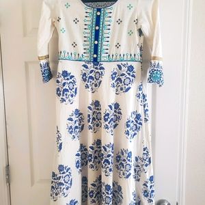 Kashish Dress White Blue Gold Size Small 96cms